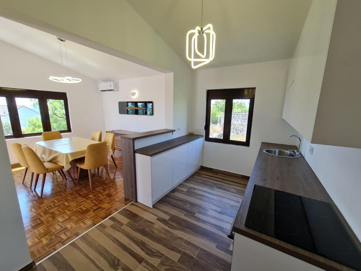Apartmán Luxury Penthouse With Panoramic View Ulcinj Exteriér fotografie